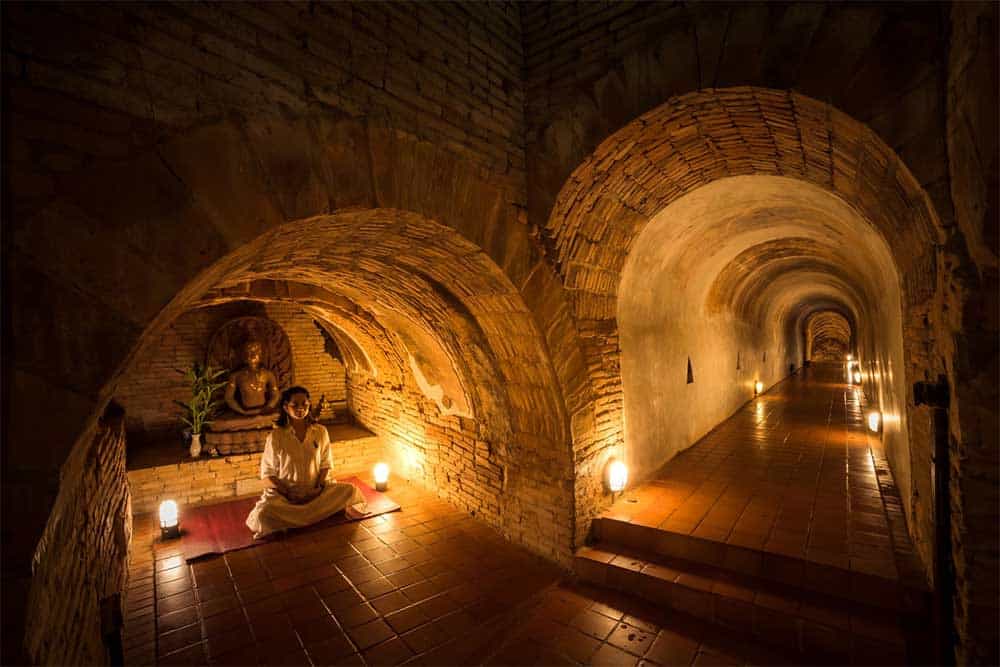 tunnel du Wat Umong - Chiang Mai