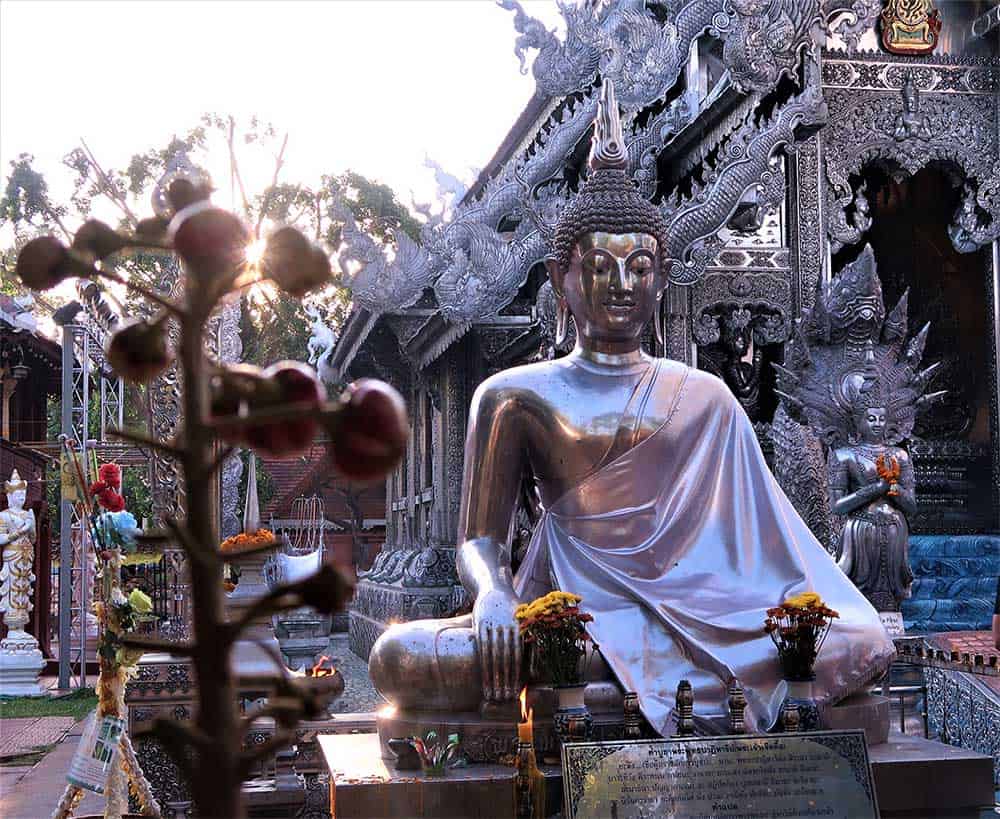 statue de Bouddha au Wat Sri Suphan